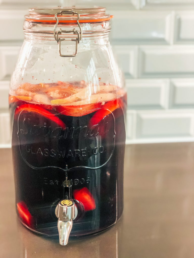 How to Make Summer Sangria