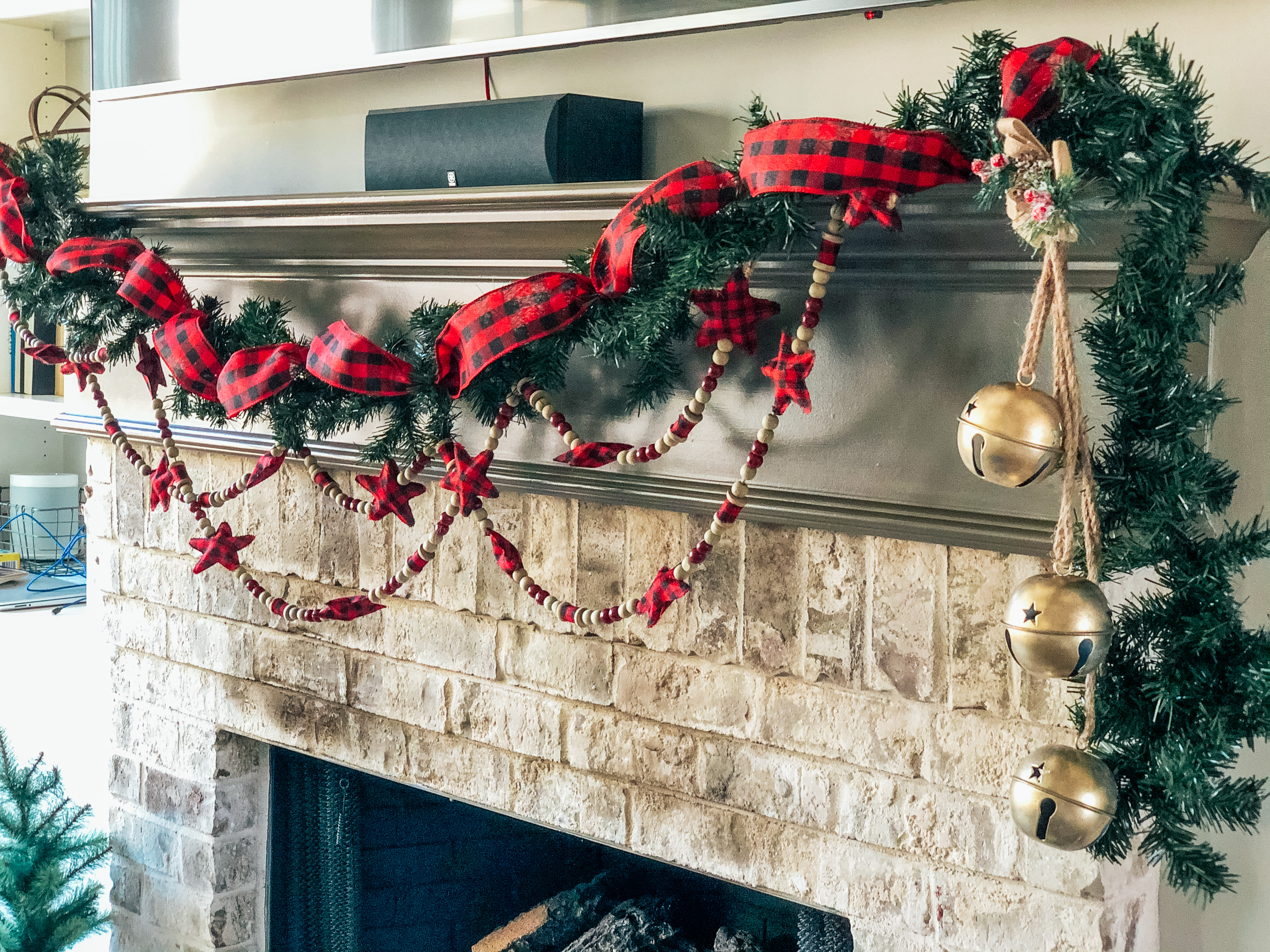 Fireplace Mantel Garland