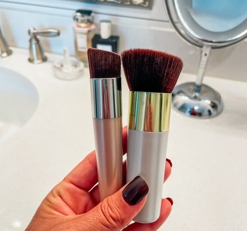 Kabuki Brush